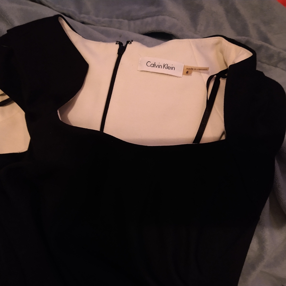 Clothes - Picture 10 of 16